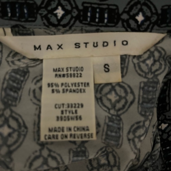 Wrap dress - Picture 3 of 3